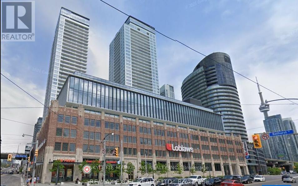 Apartment at 1512 - 17 BATHURST STREET, Toronto