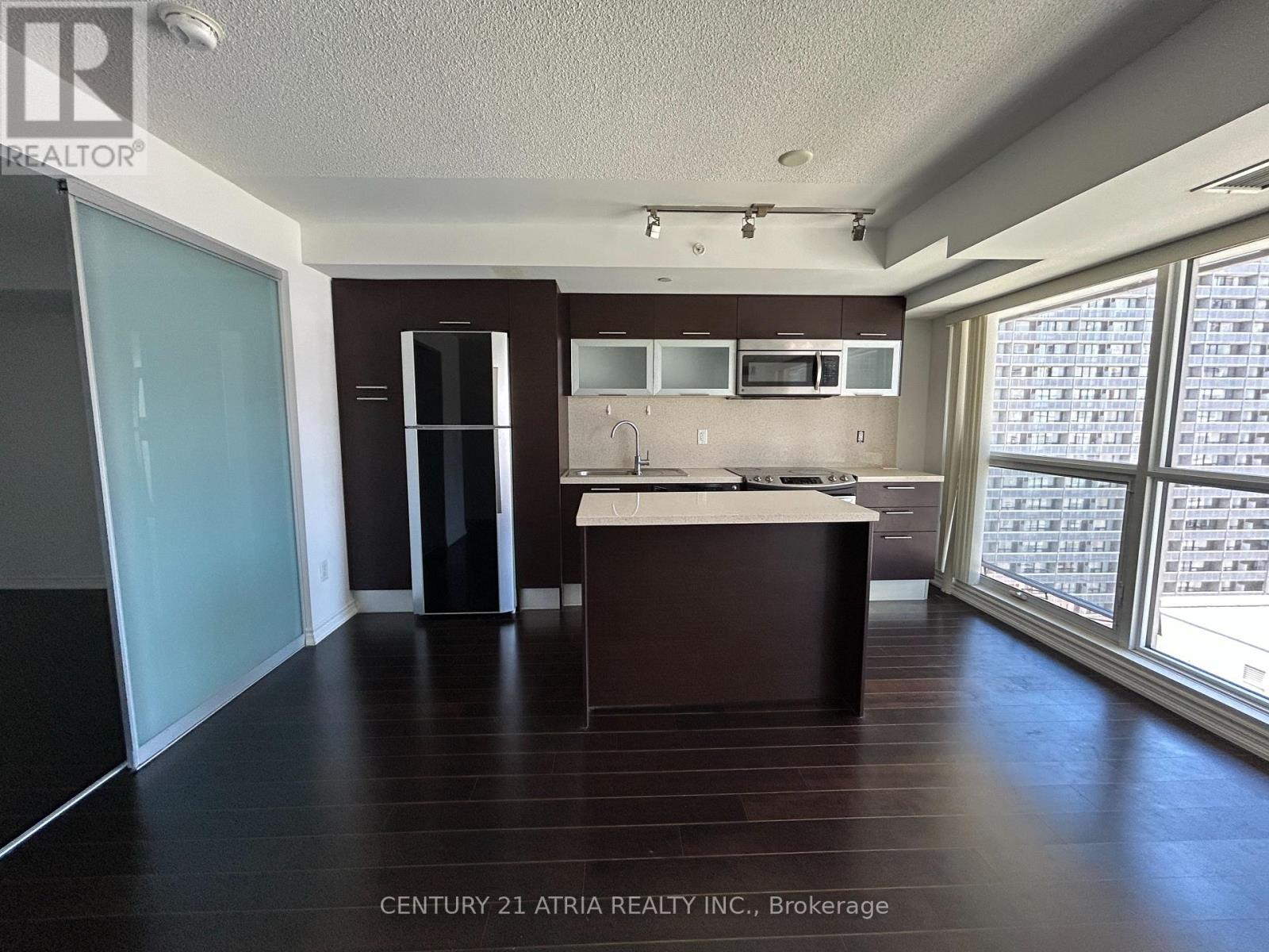 Apartment at 1019 - 386 YONGE STREET, Toronto