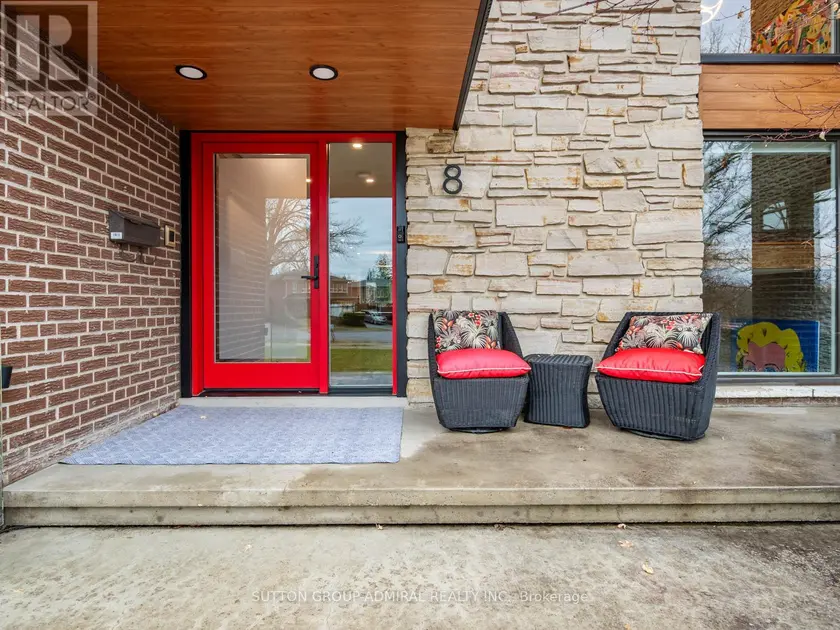 Detached at 8 FOXDALE COURT, Toronto (Bayview Woods-Steeles)