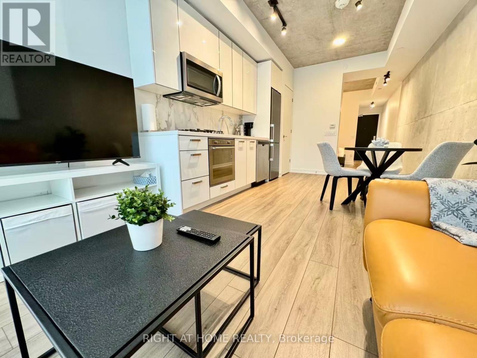 Apartment at 1007 - 458 RICHMOND STREET W, Toronto