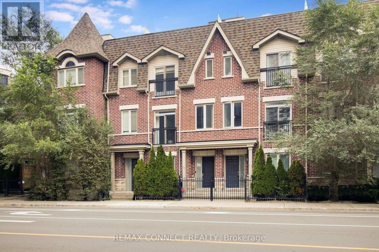 Townhouse at 565 SHUTER STREET, Toronto