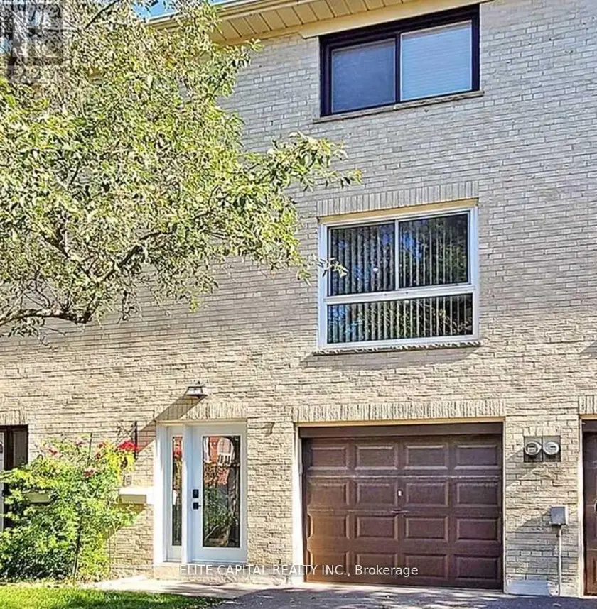 Townhouse at 7 URSA STAR WAY, Toronto