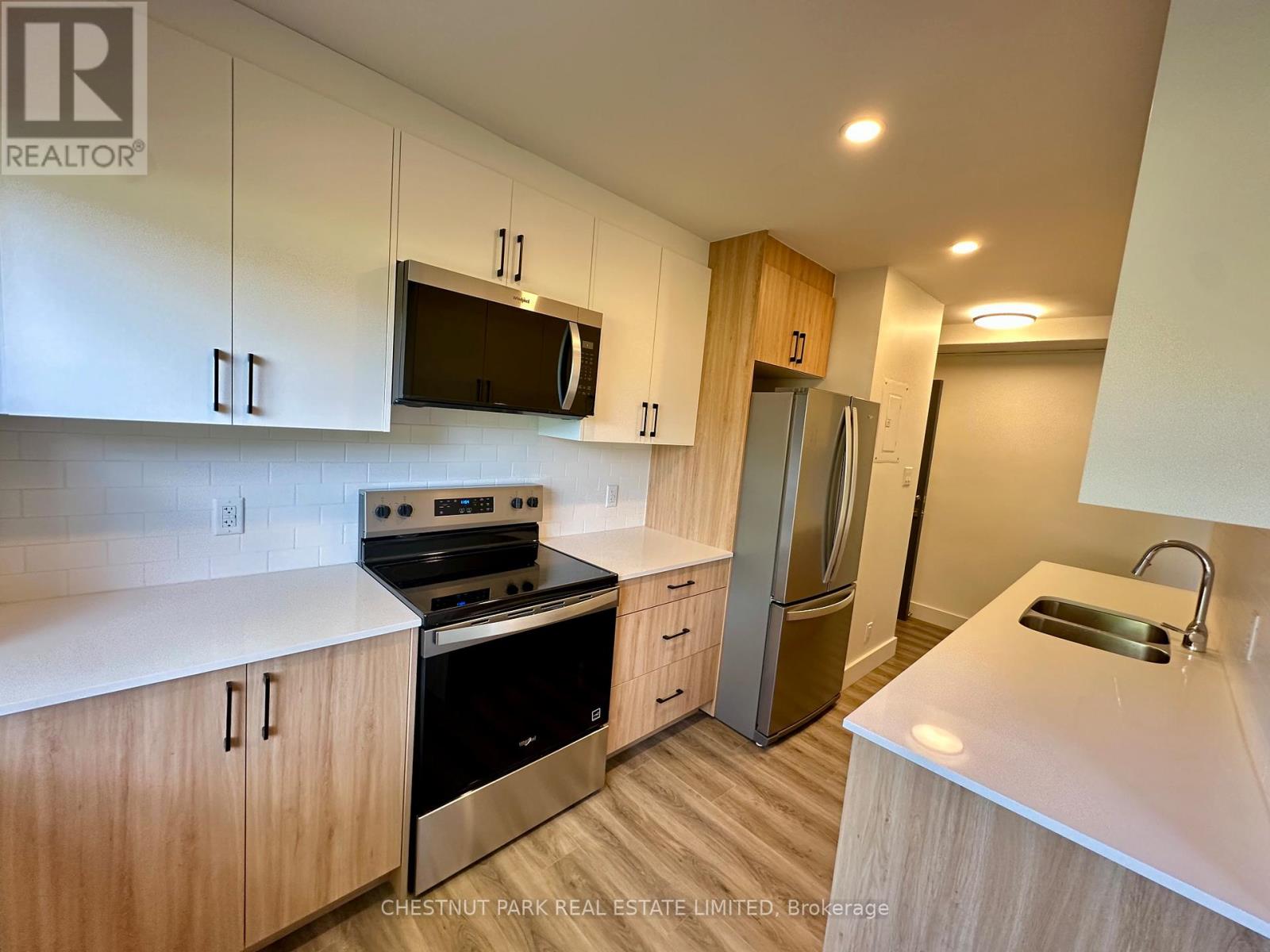Multiplex at 1 - 11 WINGREEN COURT, Toronto