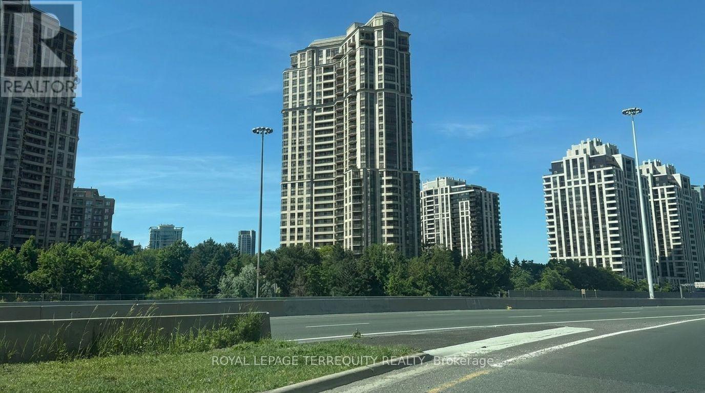 Apartment at GPH19 - 80 HARRISON GARDEN BOULEVARD, Toronto