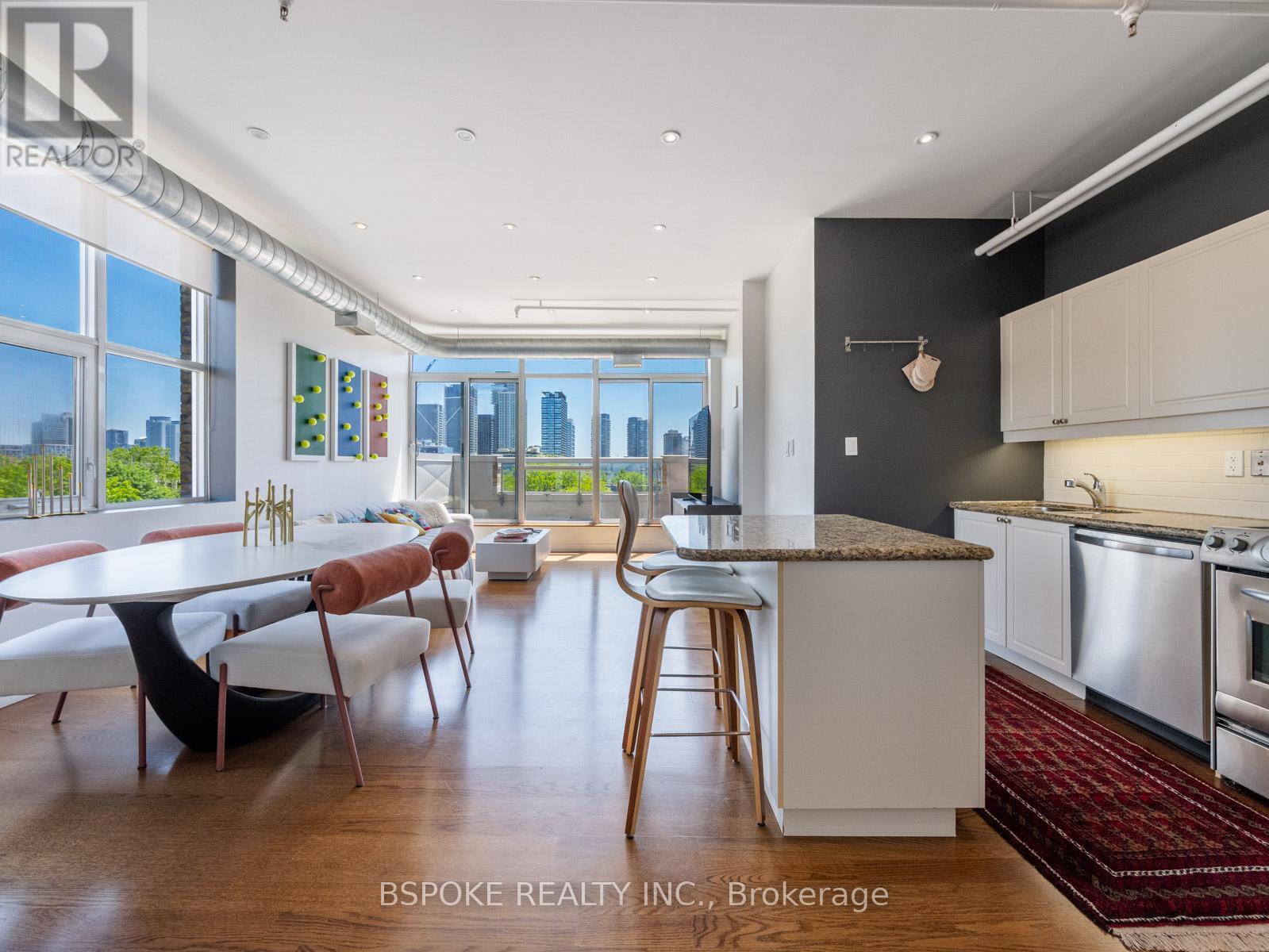 Apartment at PH25 - 955 QUEEN STREET W, Toronto (Niagara)