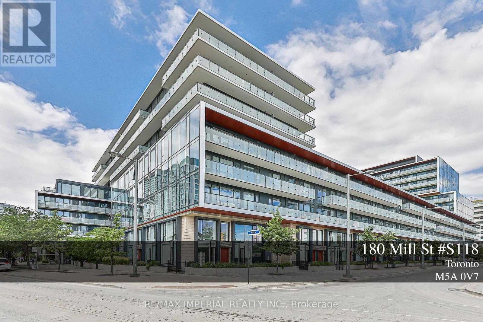 Townhouse at S118 - 180 MILL STREET, Toronto