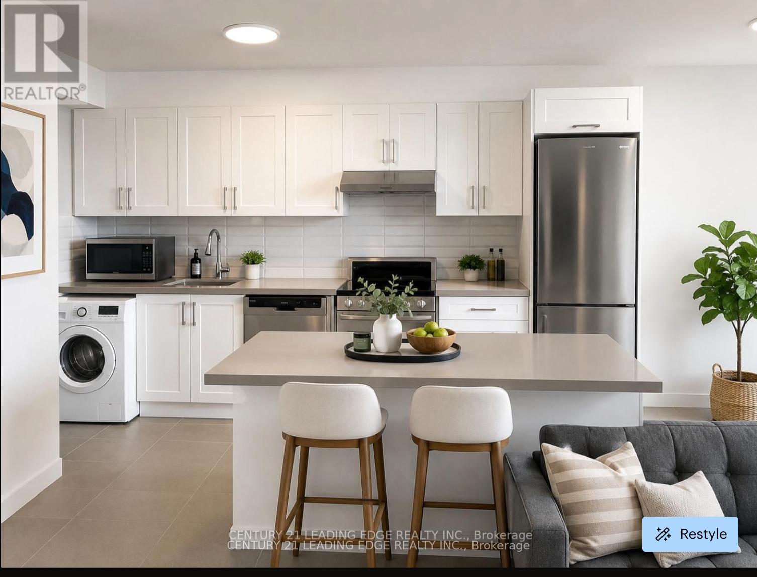 Apartment at 10E - 20 PRINCE ARTHUR AVENUE, Toronto