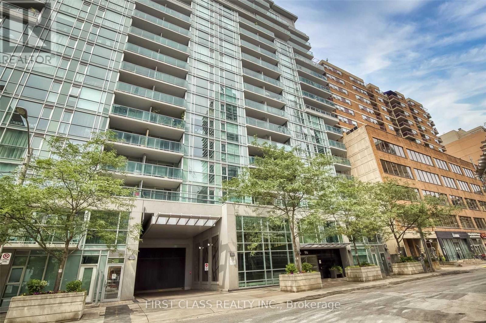 Apartment at 1408 - 96 ST PATRICK STREET, Toronto