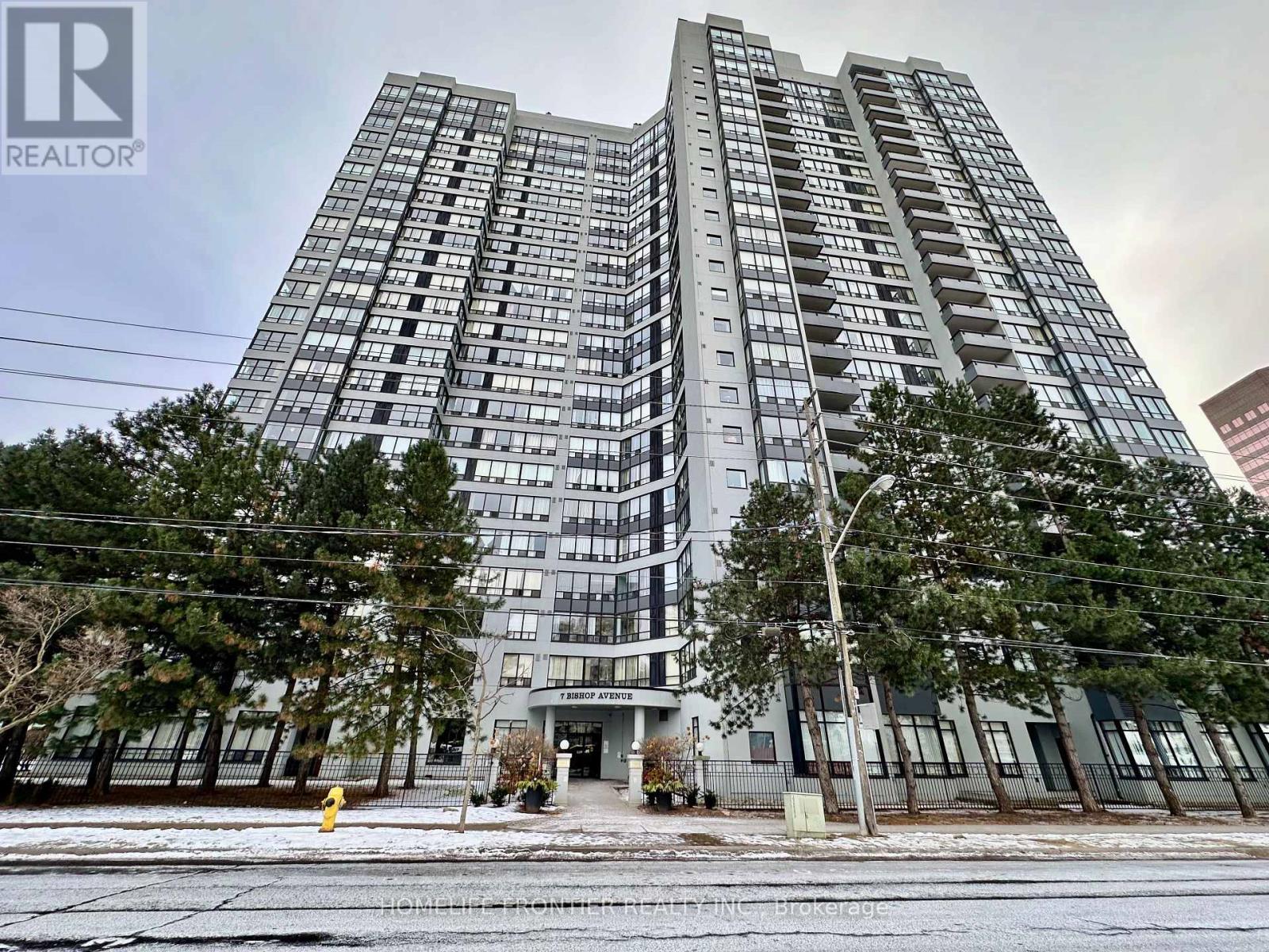 Apartment at 808 - 7 BISHOP AVENUE, Toronto