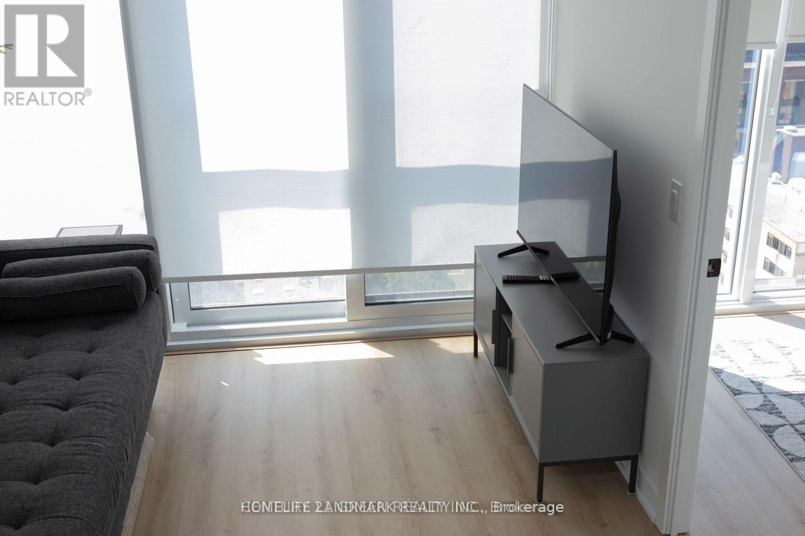 Apartment at 2201 - 319 JARVIS STREET, Toronto