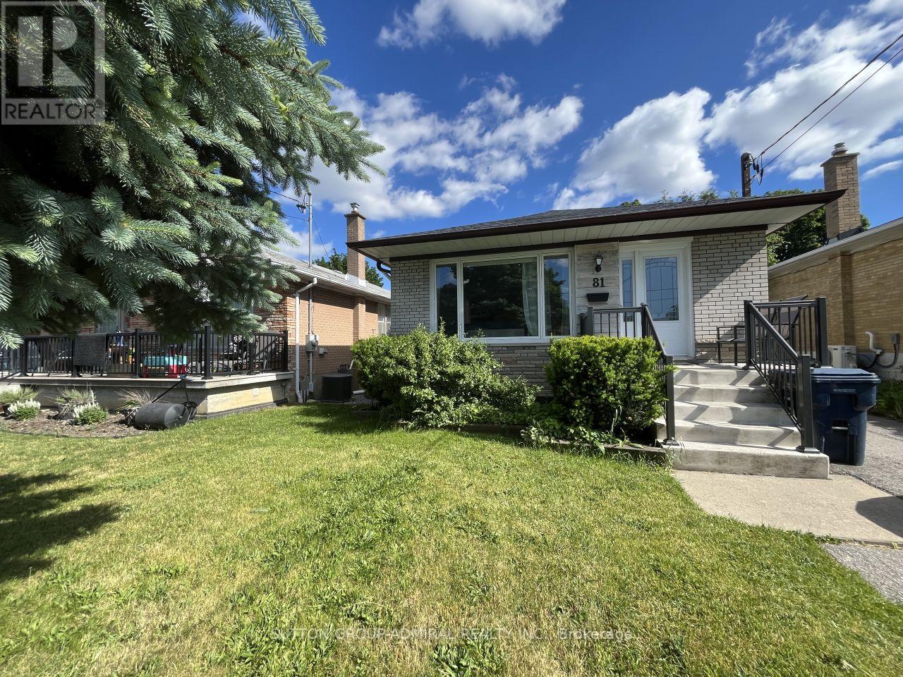 Detached at 81 SEARLE AVENUE, Toronto