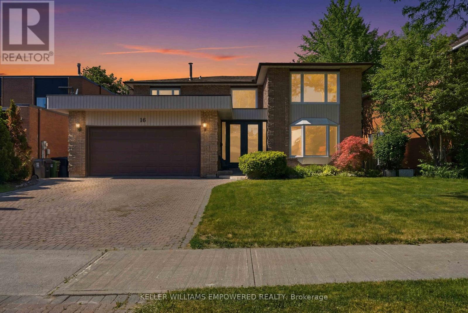 Detached at 16 OMEARA COURT, Toronto