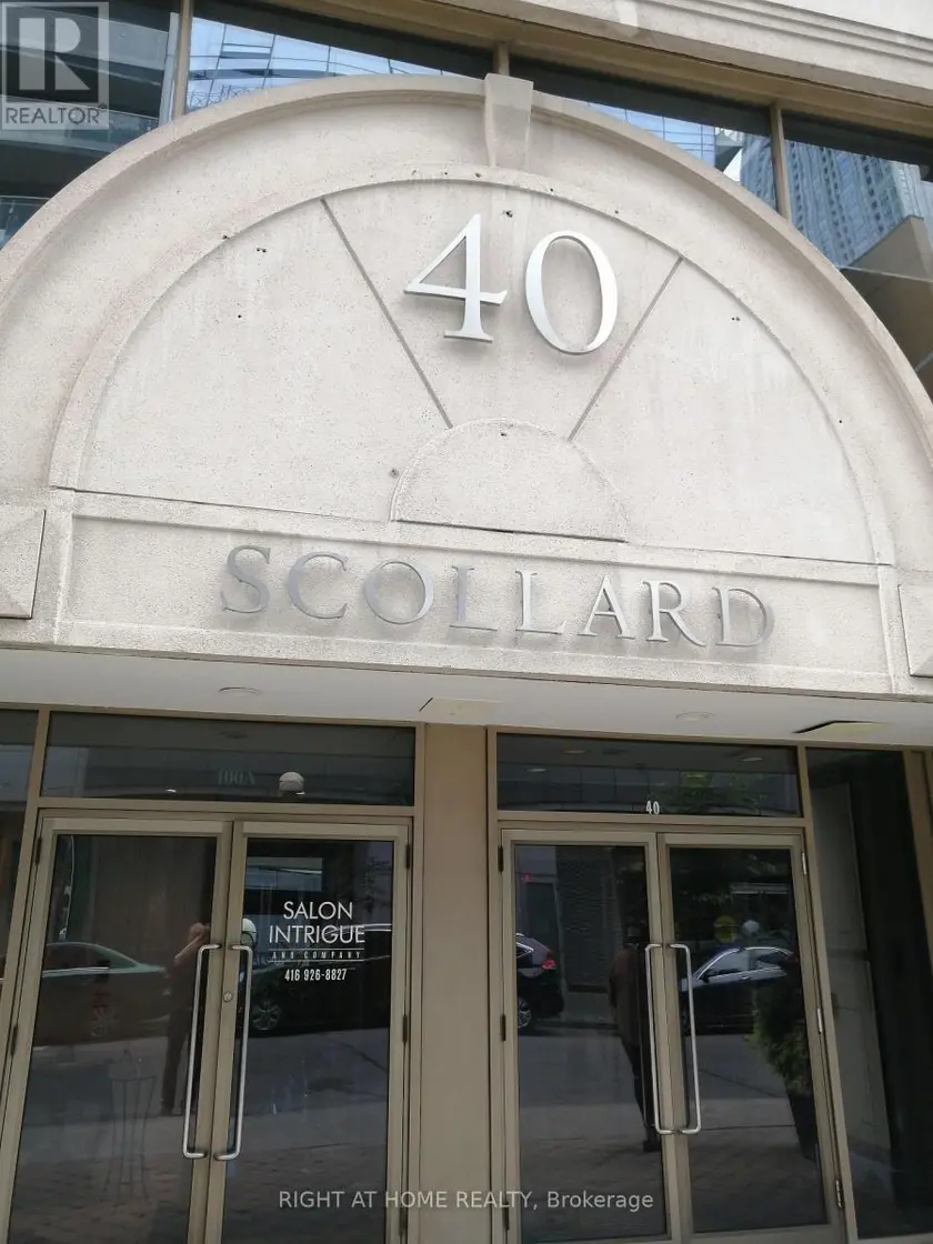 Apartment at 1601 - 40 SCOLLARD STREET, Toronto