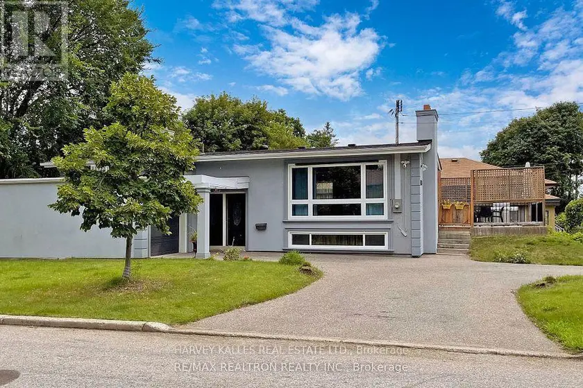 Detached at LOWER - 142 COMBE AVENUE, Toronto