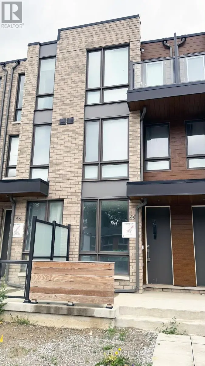 Townhouse at 66 TURTLE ISLAND DRIVE, Toronto (Englemount-Lawrence)