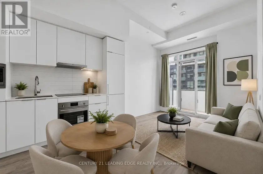 Apartment at N908 - 7 GOLDEN LION HEIGHTS, Toronto