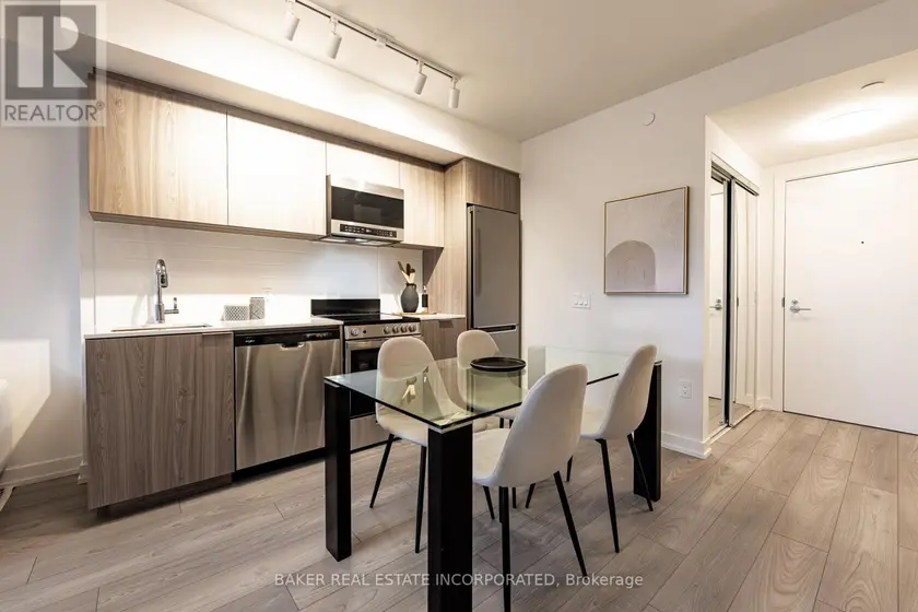 Apartment at 807 - 223 REDPATH AVENUE, Toronto (Mount Pleasant West)