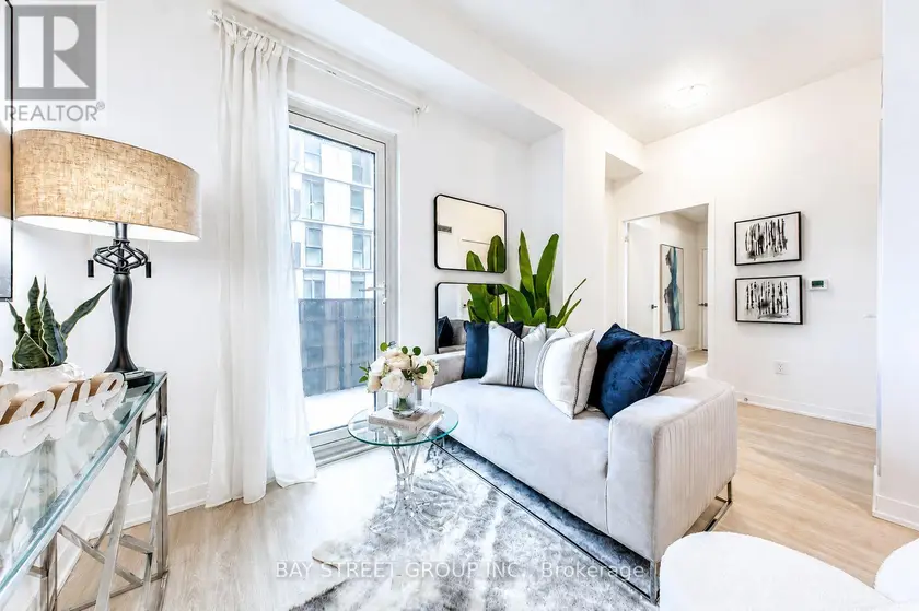 Apartment at 533 - 500 WILSON AVENUE, Toronto (Clanton Park)