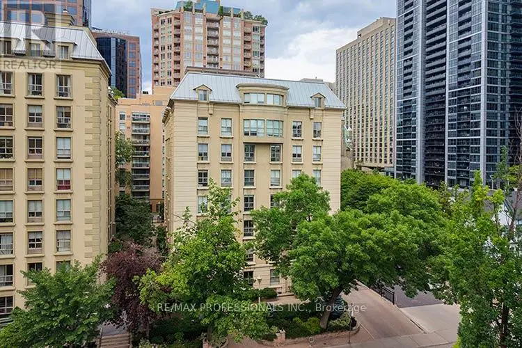Apartment at 702 - 88 CHARLES STREET E, Toronto