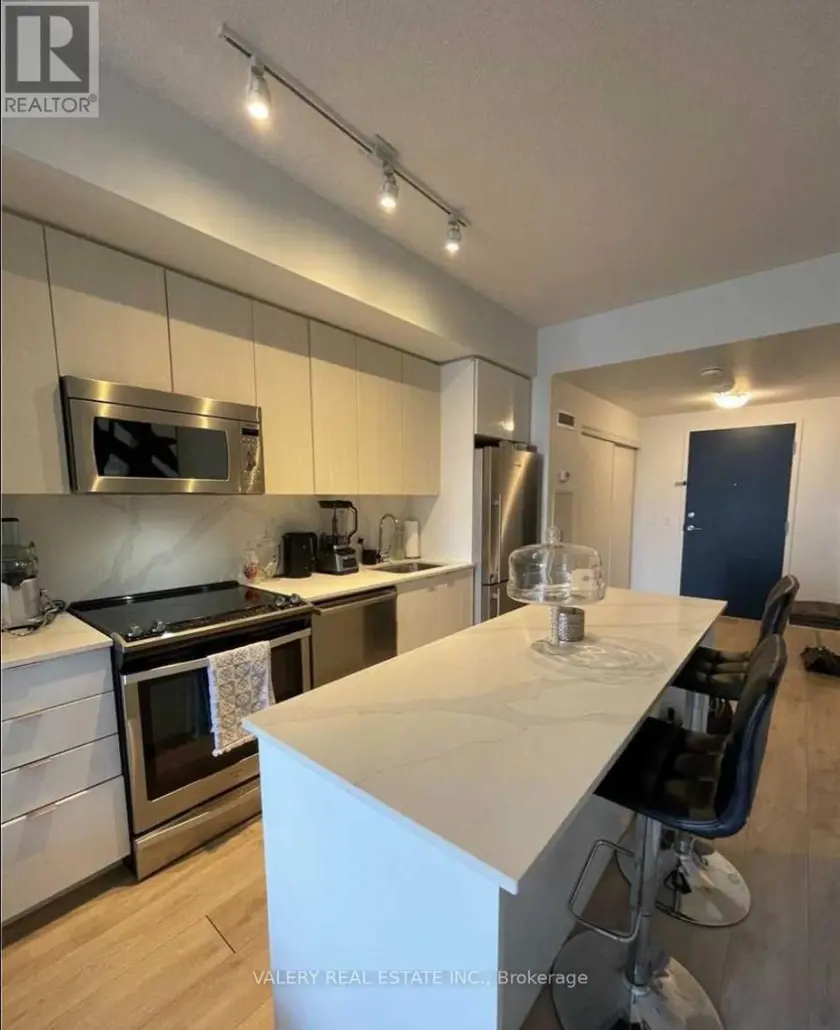 Apartment at 604 - 3237 BAYVIEW AVENUE, Toronto (Bayview Woods-Steeles)