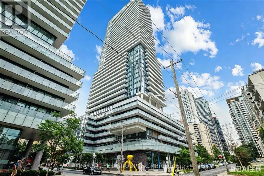 Apartment at 3303 - 161 ROEHAMPTON AVENUE, Toronto (Mount Pleasant West)