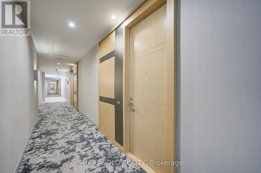 Apartment at 436 - 39 QUEENS QUAY E, Toronto (Waterfront Communities)