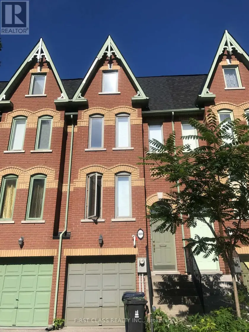 Townhouse at 32D OXFORD STREET, Toronto