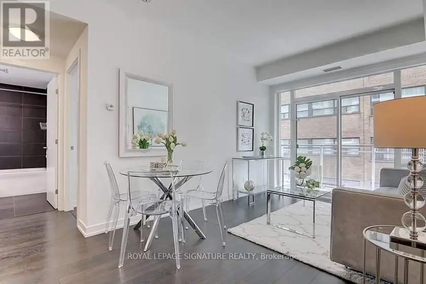 Apartment at 318 - 223 ST CLAIR AVENUE W, Toronto (Casa Loma)