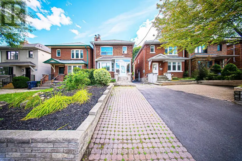 Multiplex at BSMT - 169 LAWRENCE AVENUE W, Toronto (Lawrence Park South)