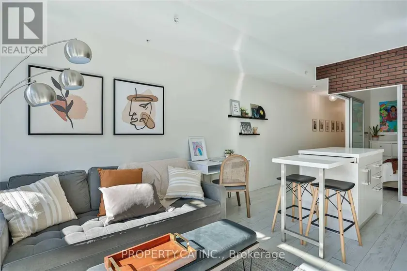 Apartment at 401 - 39 SHERBOURNE STREET, Toronto (Waterfront Communities)