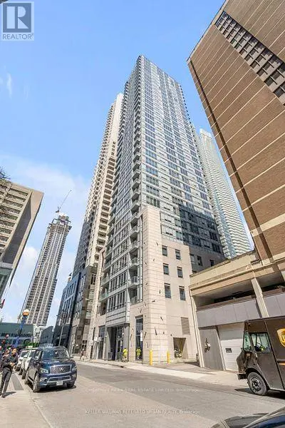 Apartment at 802 - 21 BALMUTO STREET, Toronto
