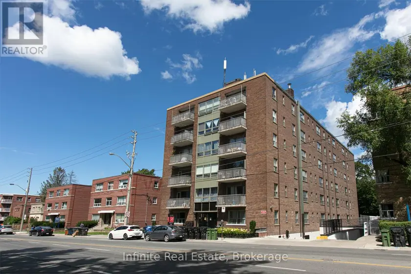 Apartment at 303 - 1291 BAYVIEW AVENUE, Toronto (Leaside)