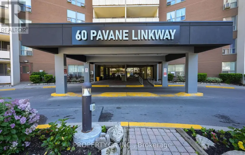 Apartment at 207 - 60 PAVANE LINKWAY, Toronto (Flemingdon Park)