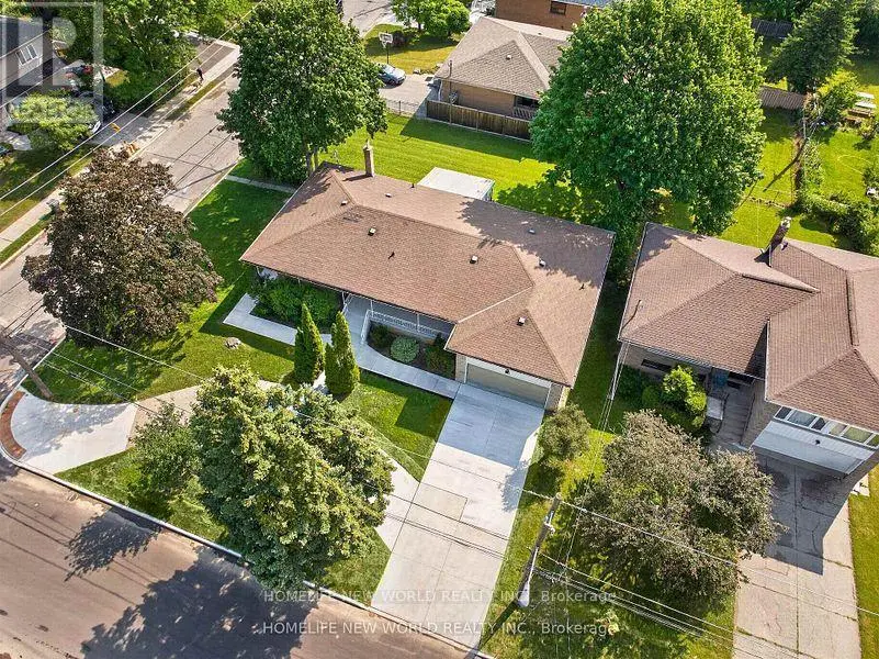 Detached at 203 GODDARD STREET, Toronto