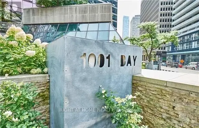 Apartment at 919 - 1001 BAY STREET, Toronto (Bay Street Corridor)