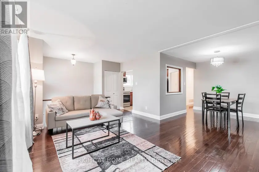 Semi-Detached/Link at 12 MURELLEN CRESCENT, Toronto