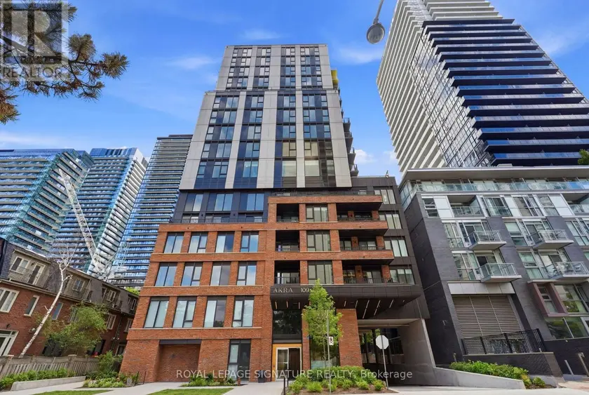 Apartment at 1111 - 109 ERSKINE AVENUE, Toronto
