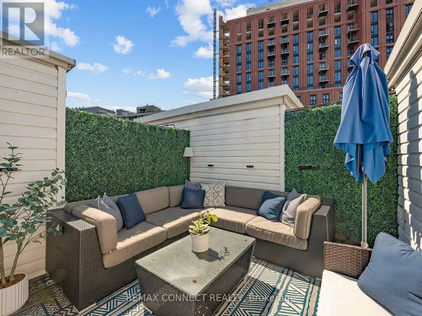 Townhouse at 605 - 12 SUDBURY STREET, Toronto