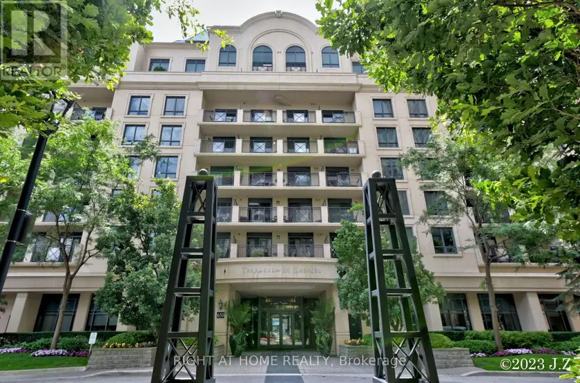 Apartment at PH15 - 650 SHEPPARD AVENUE E, Toronto