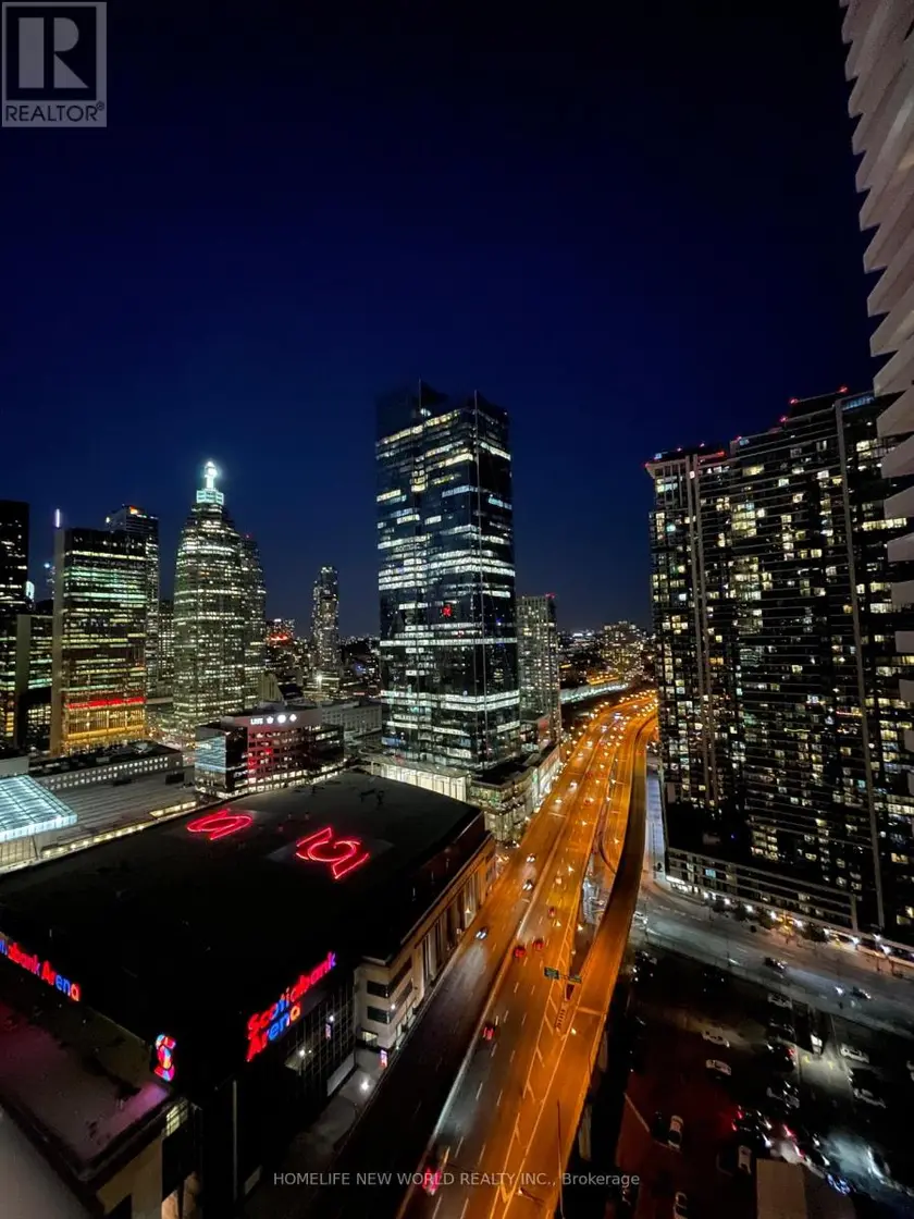 Apartment at 3005 - 100 HARBOUR STREET, Toronto (Waterfront Communities)