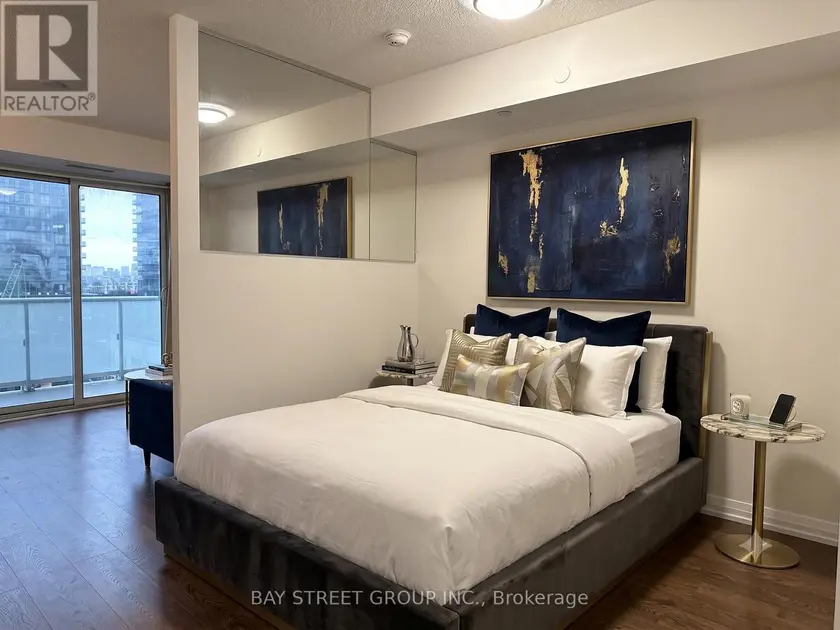 Apartment at 1106 - 101 ERSKINE AVENUE, Toronto