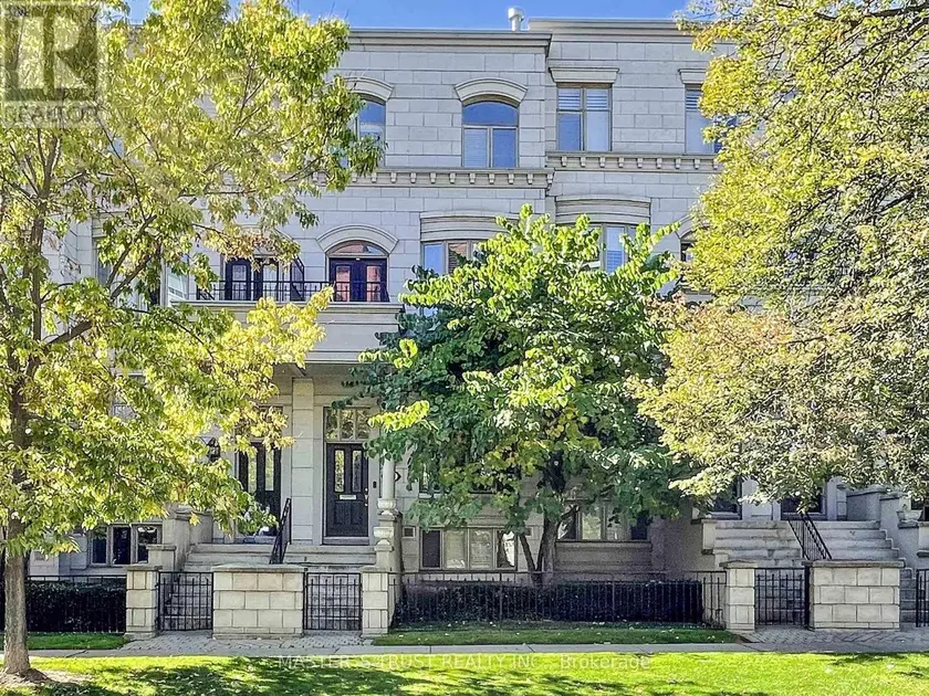 Townhouse at 11 - 260 RUSSELL HILL ROAD, Toronto (Casa Loma)