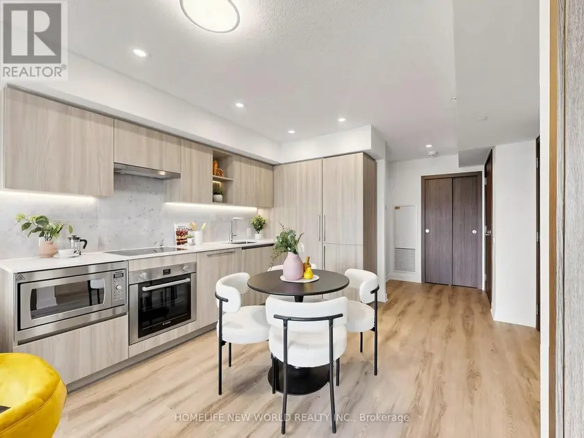 Apartment at 2011 - 17 BATHURST STREET, Toronto (Waterfront Communities)