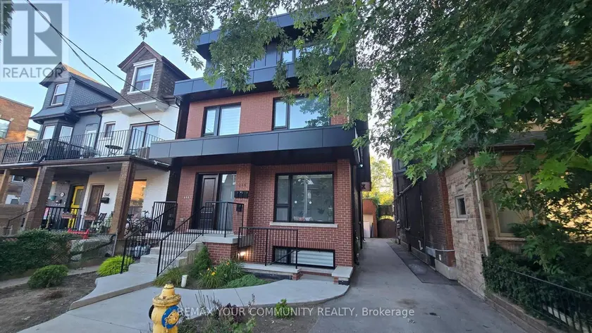 Multiplex at BSMT - 248 GLADSTONE AVENUE, Toronto (Little Portugal)