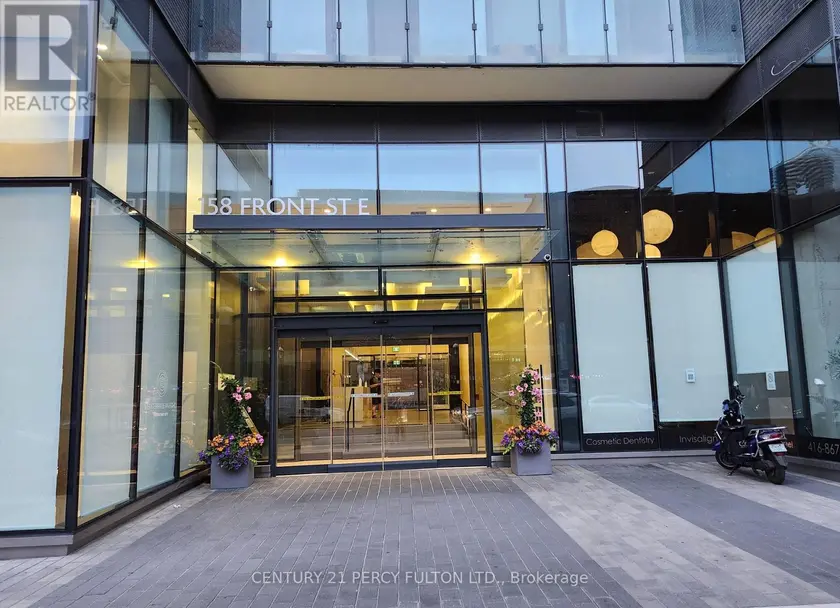 Apartment at 1014 - 158 FRONT STREET E, Toronto (Moss Park)