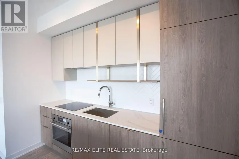 Apartment at 1704 - 15 HOLMES AVENUE, Toronto