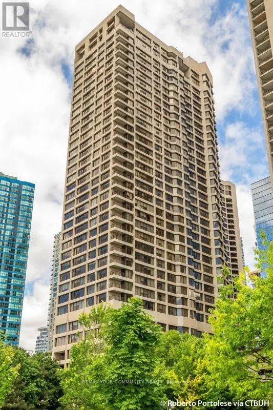 Apartment at 1805 - 65 HARBOUR SQUARE, Toronto (Waterfront Communities)