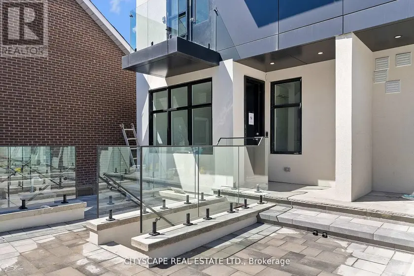 Townhouse at MAIN #2 - 591 OAKWOOD AVENUE, Toronto