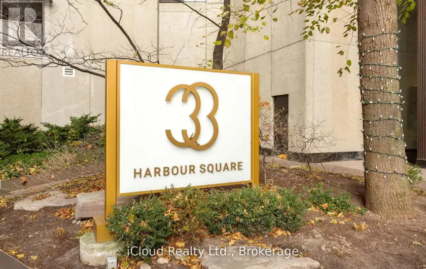Apartment at 837 - 33 HARBOUR SQUARE, Toronto