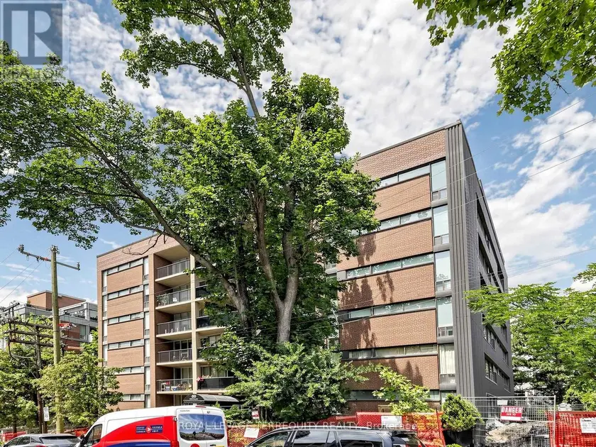 Apartment at 402 - 60 MONTCLAIR AVENUE, Toronto (Forest Hill South)
